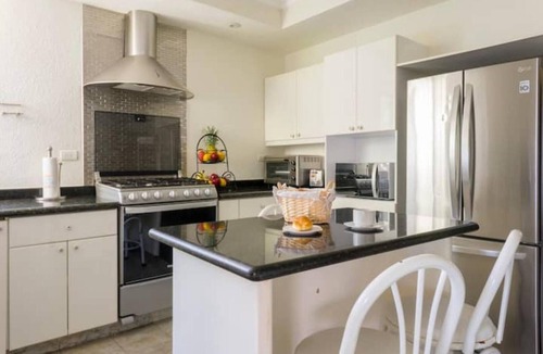 Punta Cancun Villa | Villa Quetzal in Hotel Zone Cancún