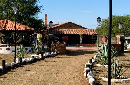 Ezequiel Montes House | Villa Rancho el piñón