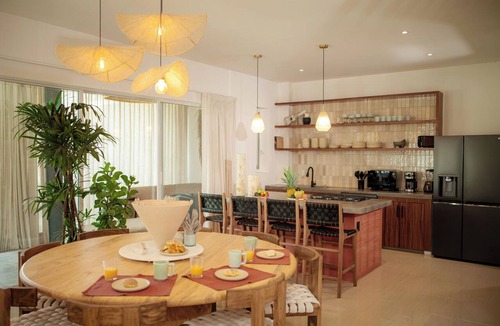 Area Militar de Vallarta Villa | Villa Sanmi - 4 bed/4bath, 2 Community Pools, Walk to Marina, Golf & Beach Club