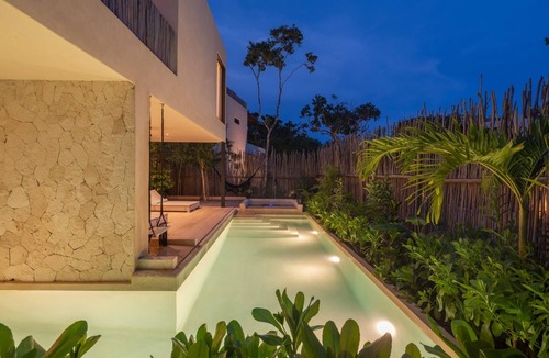 Soliman Bay Villa | Villa Tovar Tulum/Private Pool/Starlink Wi-Fi/Mayan Jungle.