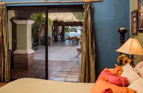 Los Barriles Villa | Villa Tranquilo, White sand Beach front, new infinity pool; walk to everything!