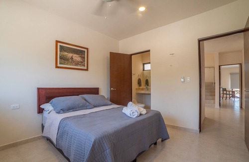 Chicxulub Puerto Villa | Villa Tropical alberca privada