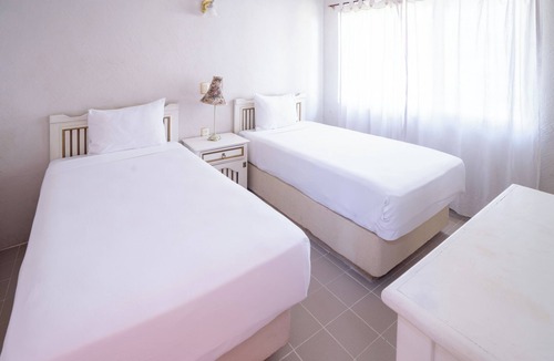 San Jacinto Amilpas Hotel | Villas Del Sol Hotel