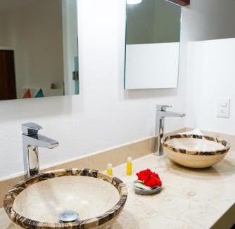 Zihuatanejo Villa | Villas San Sebastian