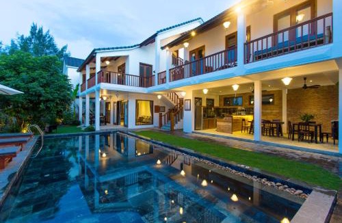 Cam An Villa | Vina Beach Pool Villas