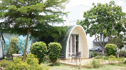 Ba Tri Hotel | VinaEcolife Lodge