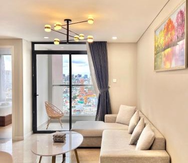 District 4 Apartment | Vinh Hoi Apartments - Luxury Apartment Furnished Suites