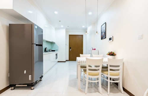 Hang Xanh Apartment | Vinhomes Central Park Apartment