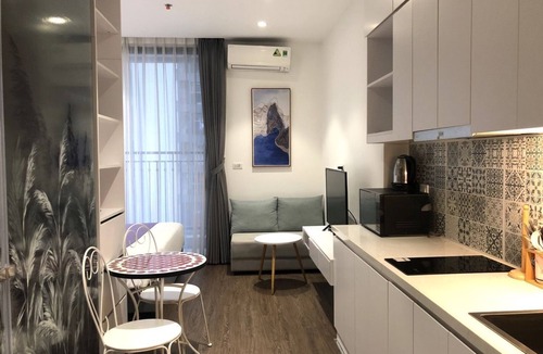 Tu Liem Condo | Vinhomes Green Bay Apartments