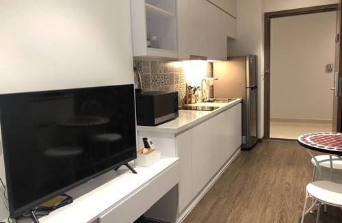 Tu Liem Condo | Vinhomes Green Bay Apartments