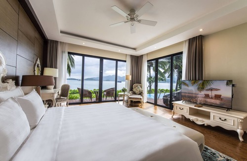 Nha Trang Resort | Vinpearl Resort & Spa Nha Trang Bay