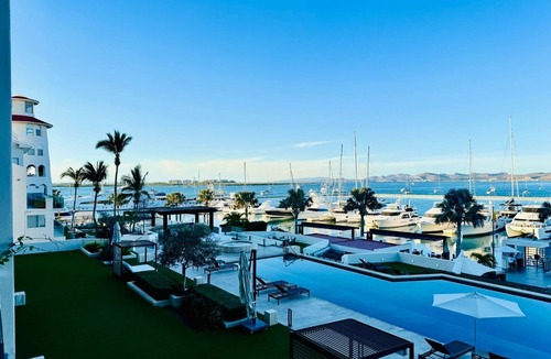 La Paz Condo | Vista Coral Condominium with an amazing view, right on the malecon.