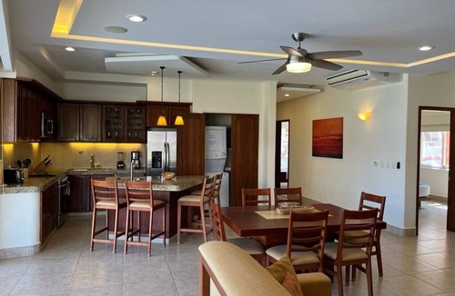 San Pedro Mixtepec Condo | Vivo Resorts Beachfront! 3bedroom in Playa Palmarito Puerto Escondido sleeps 6!