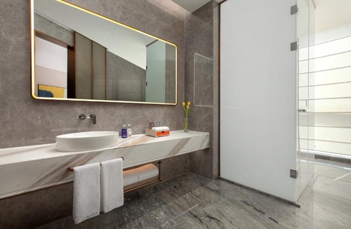 Chengdu City Centre Hotel | voco Chengdu Chunxi Road by IHG