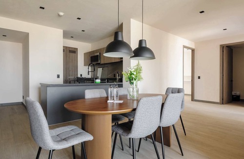 Del Valle Apartment | w* | Engaging 3BR w/Balcony in Be Grand del Valle