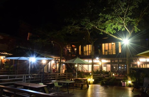 Rueili Village Cabin | Walk Cloud Bed and Breakfast