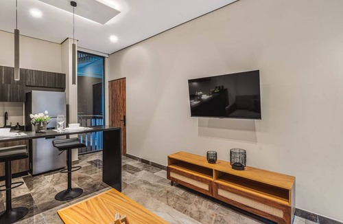 Playa Paraiso Condo | Walk to Beach 1BR 4 Guests | Kids Area | Office