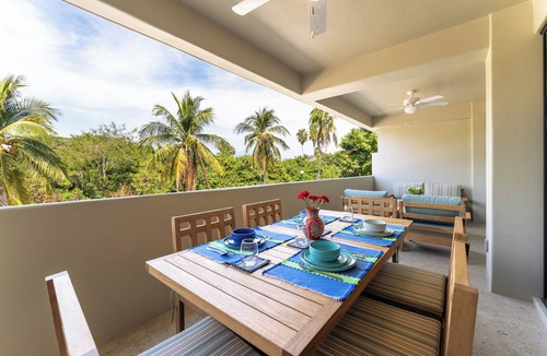 Crucecita Condo | Walk to Beach & Town · Solana Neighborhood View