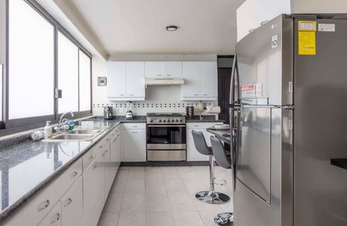 Los Morales Condo | Walkable Polanco Stay Near Top Spots