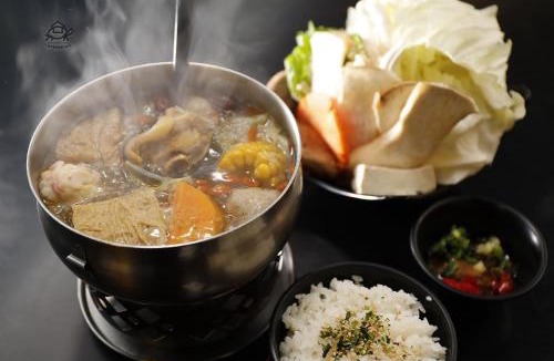 Nanzhuang Bed & Breakfast | Wan Lake Coffee Villa