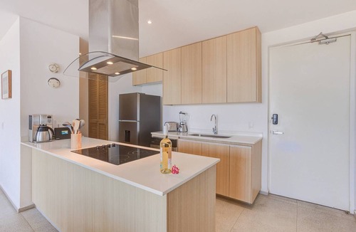 Flamingos Condo | Waterfront condo w/balcony & beach access