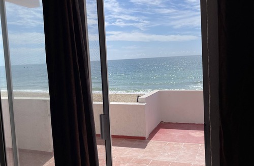 Las Conchas Villa | Wave House