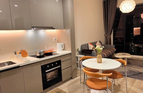 District 9 House | WECOMSTAY VINHOME GRAND PARK