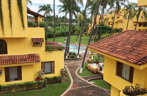Club Santiago Condo | Welcome to luxury department 100% equipped in Club Santiago Manzanillo. 3 rooms.