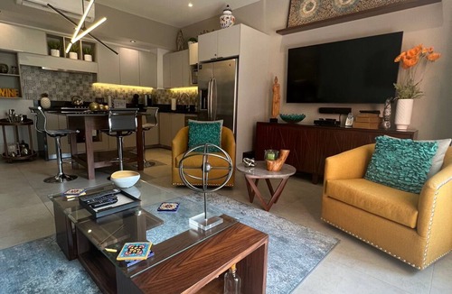 Emiliano Zapata Condo | Well-Equipped Condo In Old Town | POOLS, GYM, BBQ