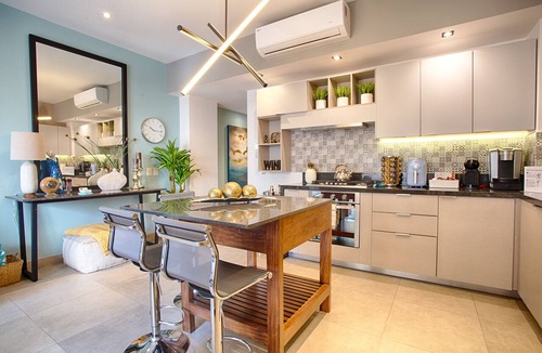 Emiliano Zapata Condo | Well-Equipped Condo In Old Town | POOLS, GYM, BBQ