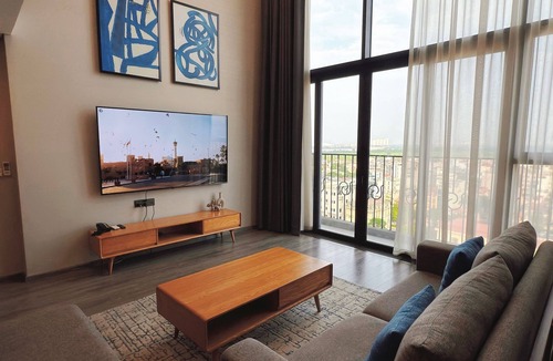 Tay Ho Condo | West Lake view Loft Duplex/Studio 5 minutes to Lotte World