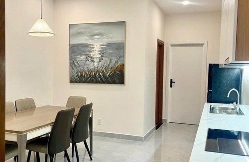 District 11 Apartment | White Pony