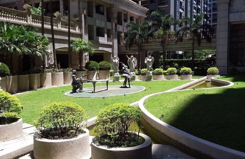 Tamsui Condo | [WIFI/TV/Kitchen/Gym] Mike's vacation suite in enjoyable Tamsui淡水, Home away,