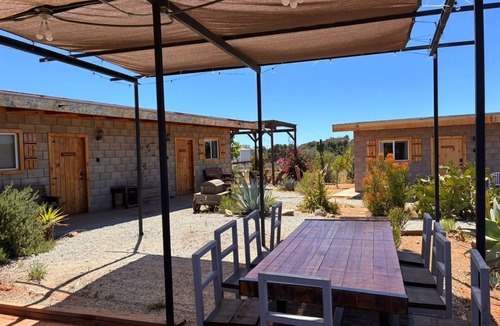 San Antonio de las Minas Cabin | Wine Country Retreat: Sleeps 8-Beautiful 4BR Cabin with A/C Valle de Guadalupe