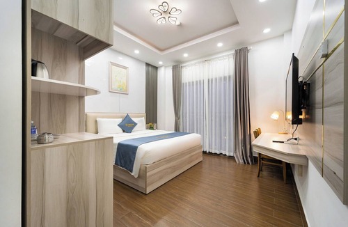 Linh Trung IEPZ Hotel | Winston Hotel Riverside