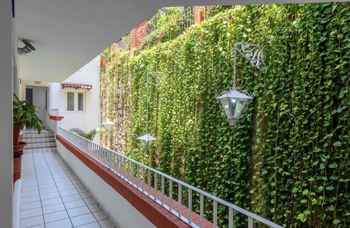 Alta Vista Resort | WIVC Alta Vista Condo - Stunning Views, Close to the Beach & Romantic Zone