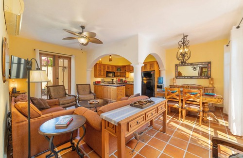 Nopolo House | Wonderful 2bedrooms Home, Golf course view