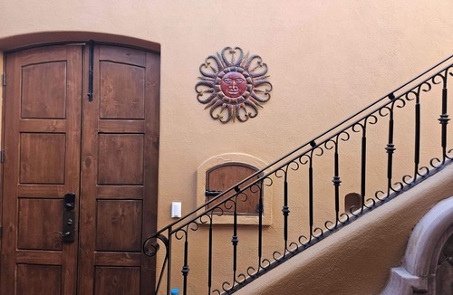 Nopolo House | Wonderful home next to the community pool
