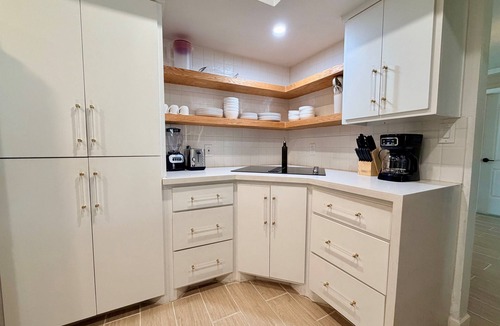 Harlingen House | Work & Play: Near Valley Baptist Hospital - HRL