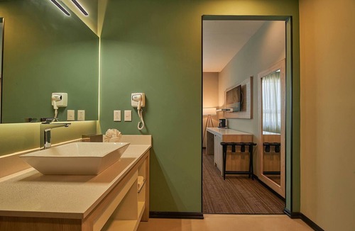 Saltillo Hotel | Wyndham Garden Saltillo