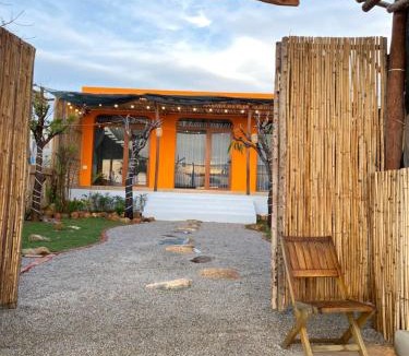 Ninh Thuan Bed & Breakfast | Xóm Chài Homestay