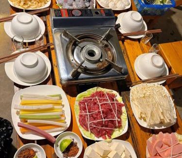 Dong Van Bed & Breakfast | Xóm Mới HomeStay