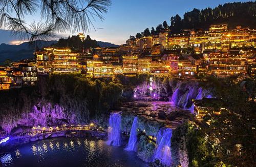 Xiangxi Hotel | Ximu Hotel Furong Town Waterfall Branch 高铁免费接站或送站一次