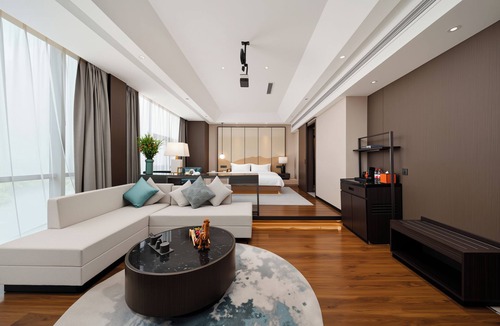 Saybagh District Hotel | Xinlu Jianglan Pagoda Hotel Urumqi