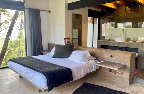 Balcones Bed & Breakfast | XOMUE suite 4