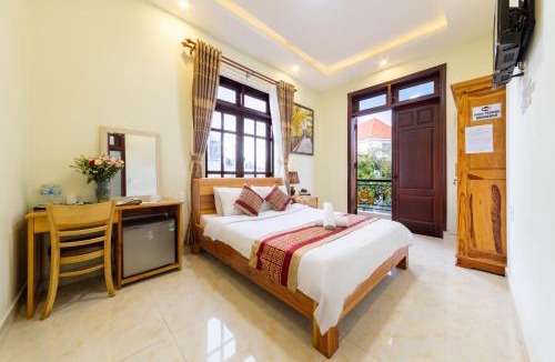 Phuong 10 Hotel | Xuan Truong Central Dalat-1 min walk to Xuan Huong Lake