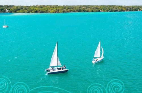 Bacalar Boat Rental | Yacht for rent in Bacalar