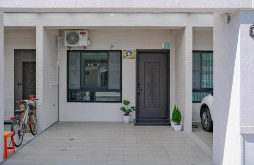 Yujing House | Yang