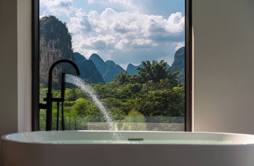 Yangshuo Hotel | YangShuo Waterside Boutique Hotel