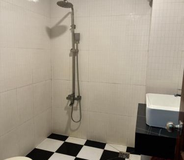 Linh Trung IEPZ Hotel | YOU - ME home near high - tech metro
